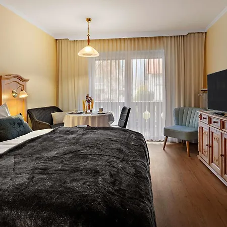 מלון דירות Jagdhof 3*
